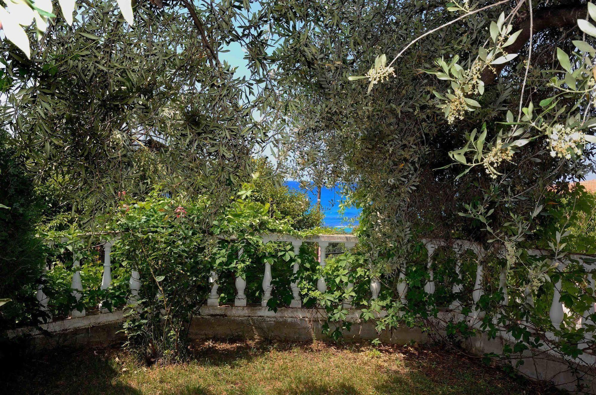 Villa Vanda Лигия Экстерьер фото